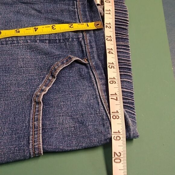 Hanes Classic Blue Denim Jeans Shorts Women's 2X - Picture 3 of 8